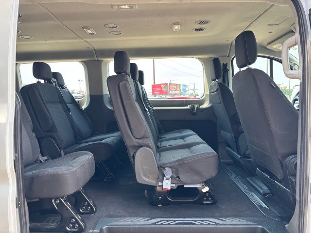 Used 2021 Ford Transit 350 XLT image 33