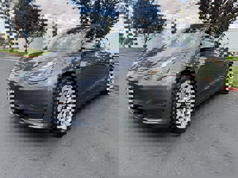 Used 2022 Tesla Model 3 image 6