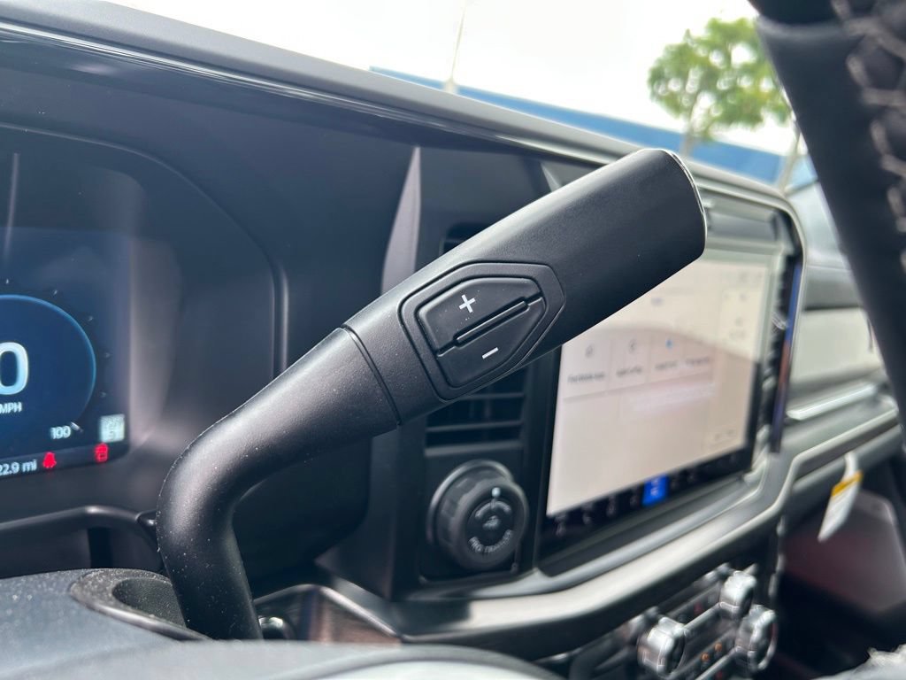 New 2026 Ford F250 Lariat w/ Black Appearance Package AWD/4WD image 15