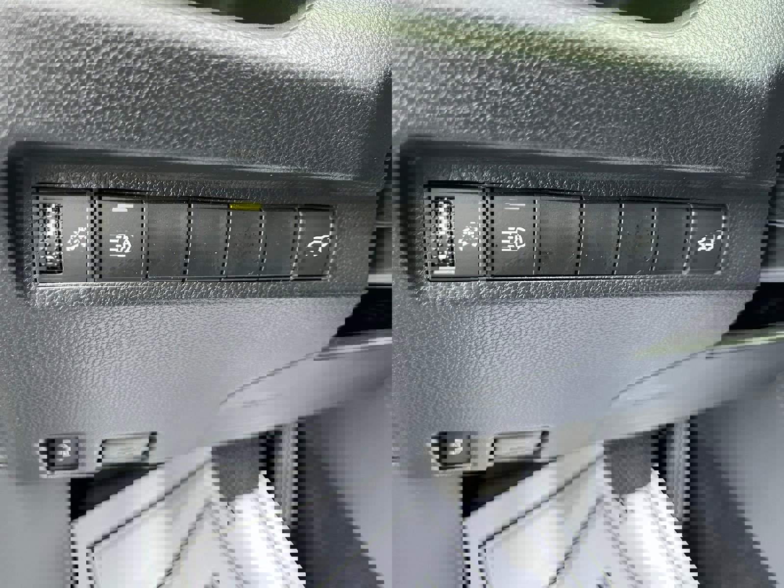 Used 2024 Toyota RAV4 XLE image 12