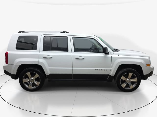 Used 2017 Jeep Patriot High Altitude FWD image 5