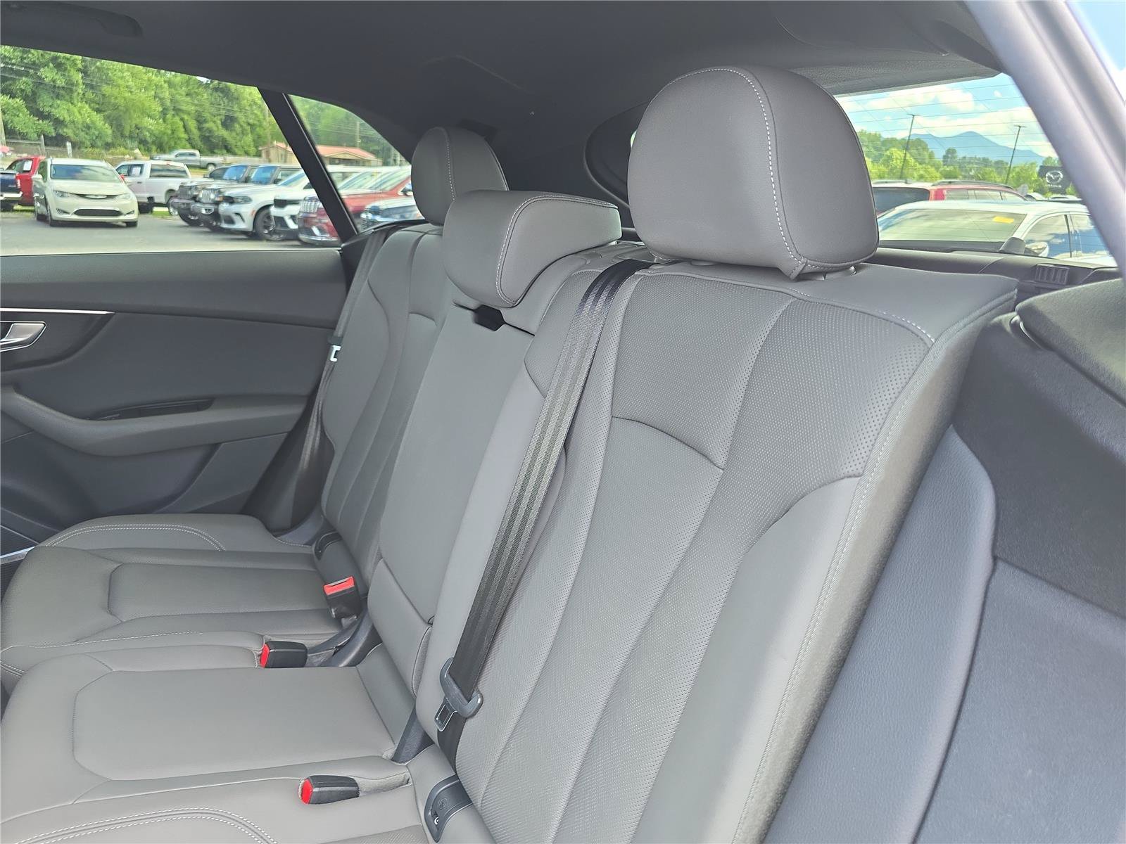 Used 2019 Audi Q8 Premium Plus AWD/4WD image 14