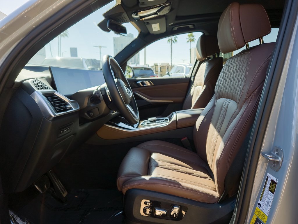 Used 2024 BMW X5 xDrive50e w/ M Sport Package image 10