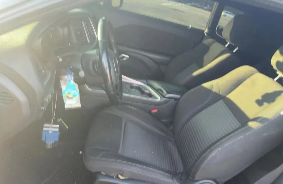 Used 2022 Dodge Challenger SXT w/ Blacktop Package image 3