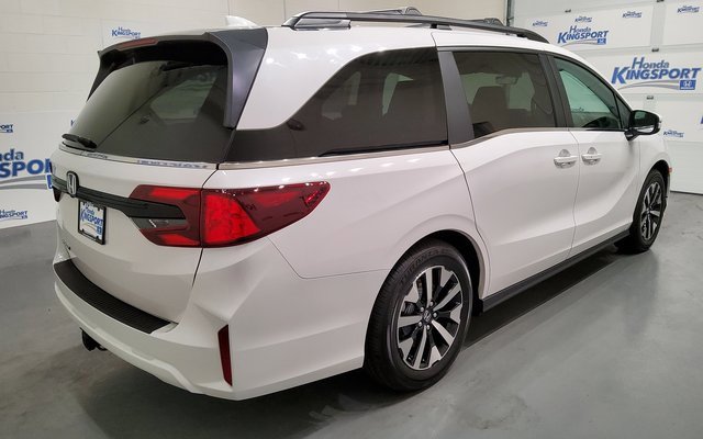 New 2026 Honda Odyssey EX-L image 3