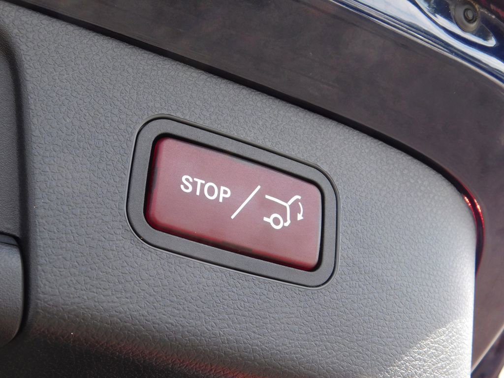 Used 2018 Mercedes-Benz GLA 250 4MATIC image 10