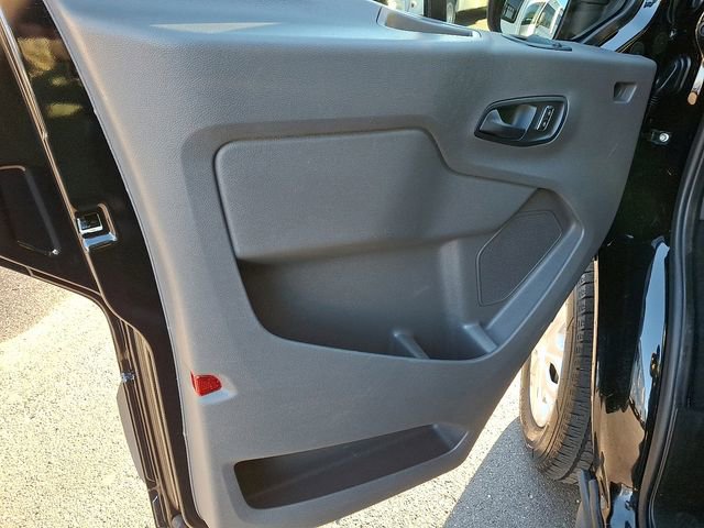 Used 2023 Ford Transit 350 XLT image 17