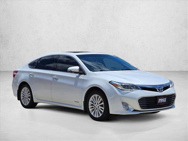 Used 2013 Toyota Avalon Limited FWD image 3