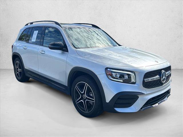 Used 2022 Mercedes-Benz GLB 250 4MATIC image 3