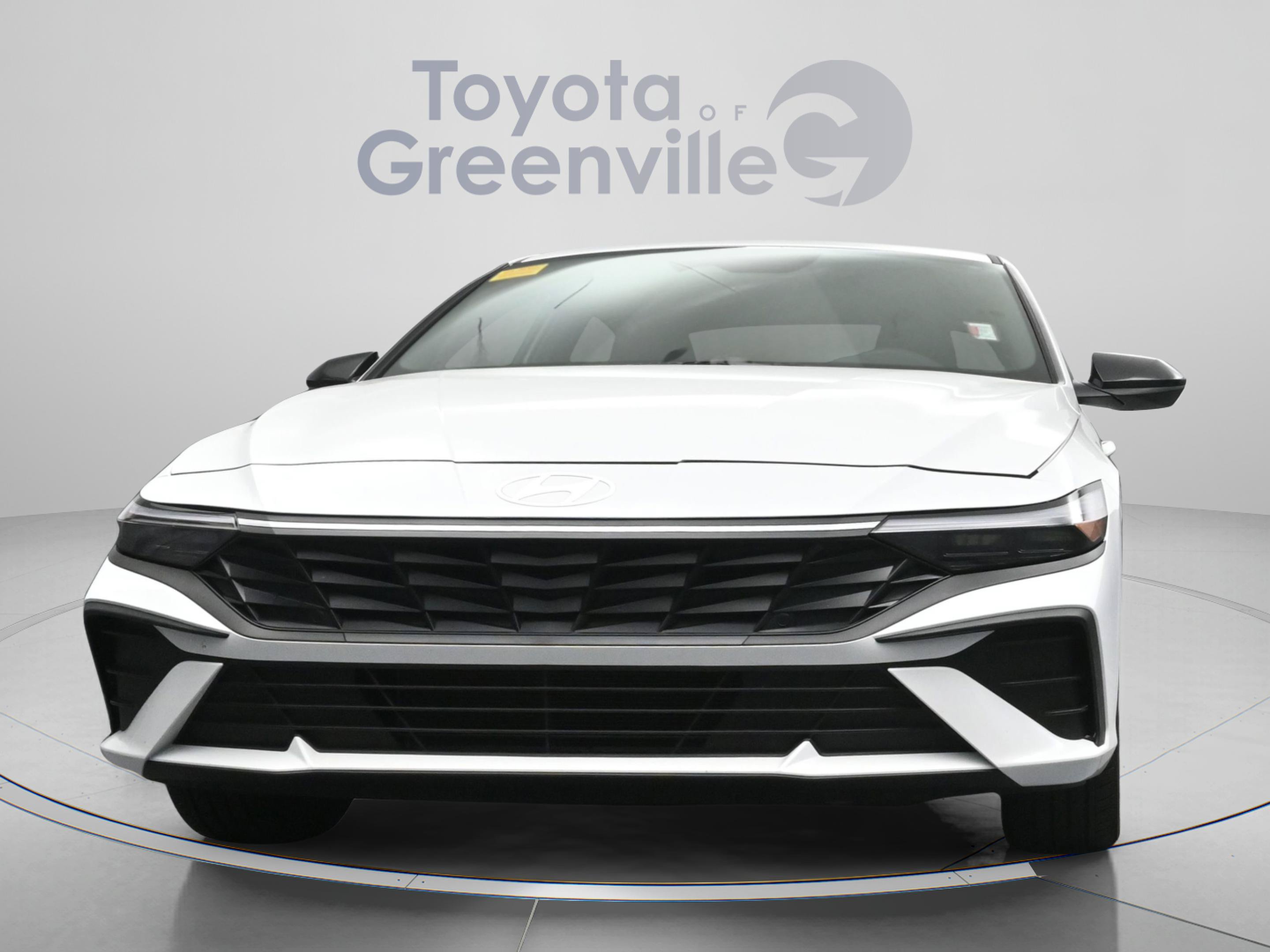 Used 2025 Hyundai Elantra Sport FWD image 23