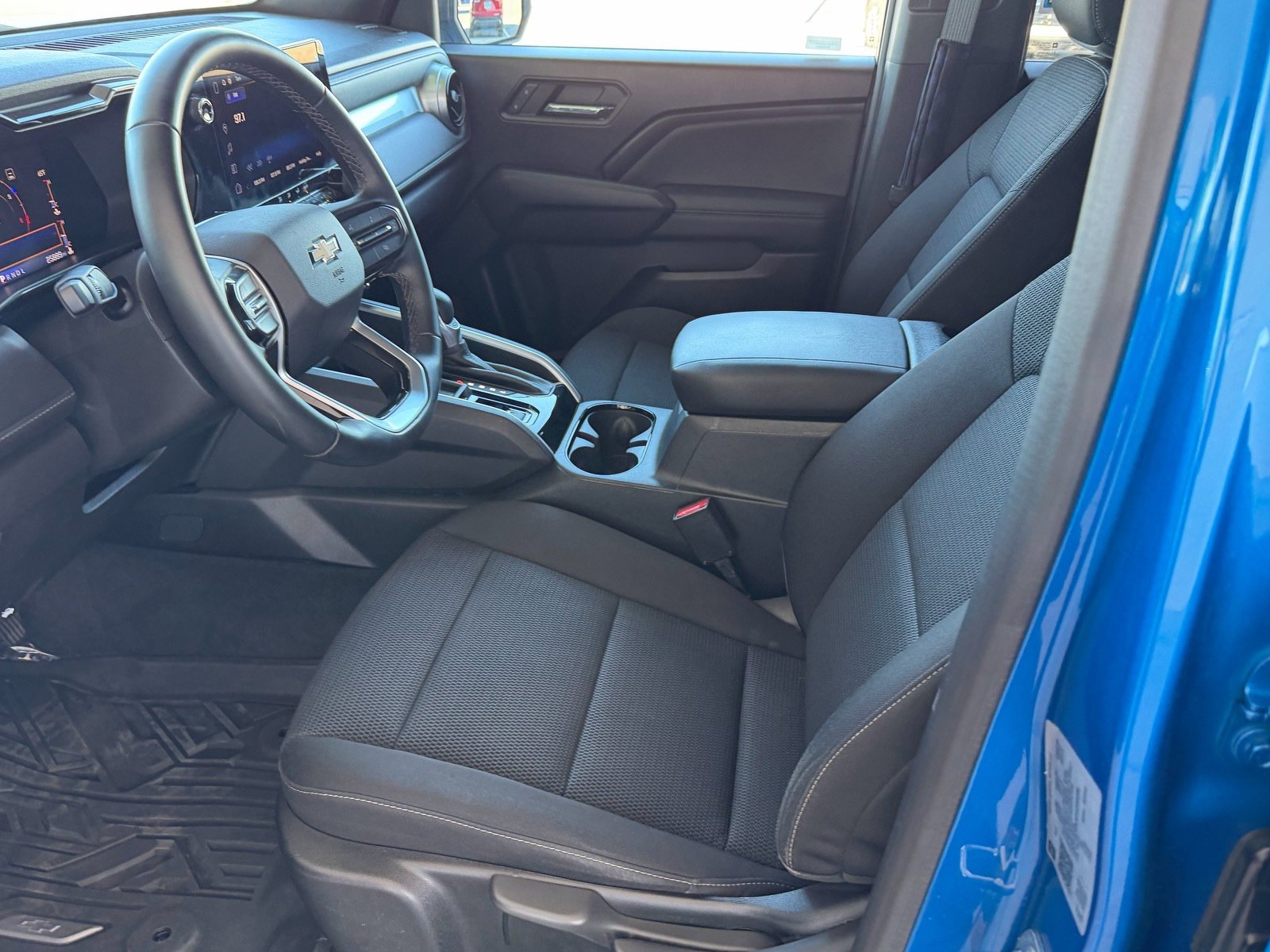 Used 2023 Chevrolet Colorado LT w/ LT Convenience Package image 13
