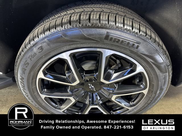 Used 2021 Chevrolet Suburban RST image 5