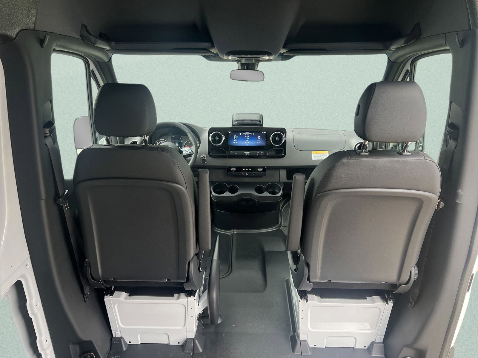 New 2025 Mercedes-Benz Sprinter 2500 image 14