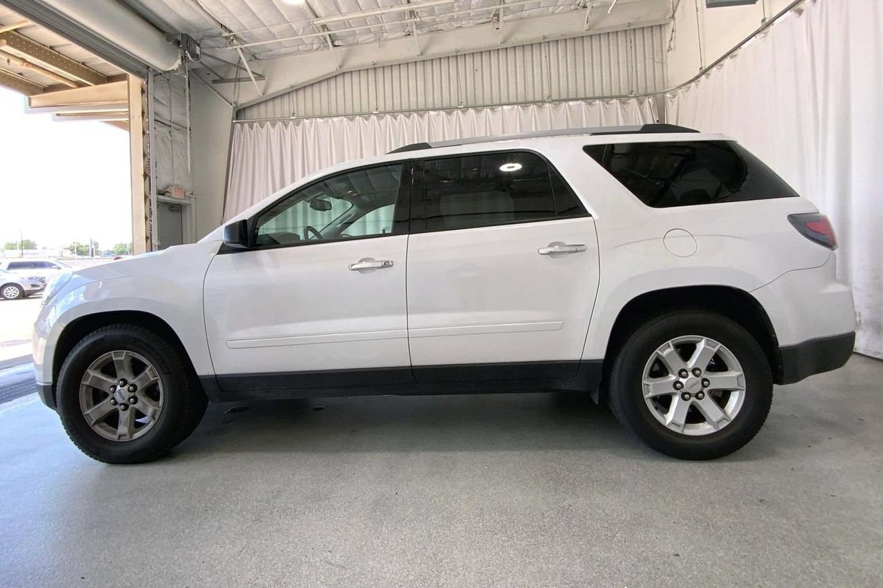 Used 2016 GMC Acadia SLE FWD image 26