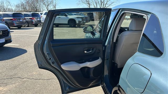 Used 2024 Honda HR-V EX-L image 21