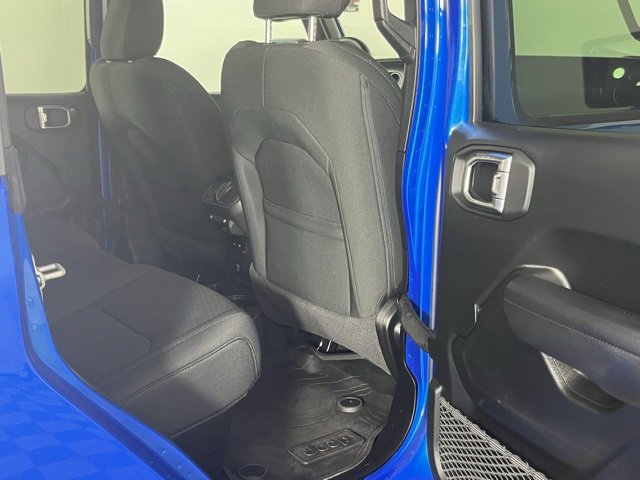 Used 2022 Jeep Gladiator Willys image 26