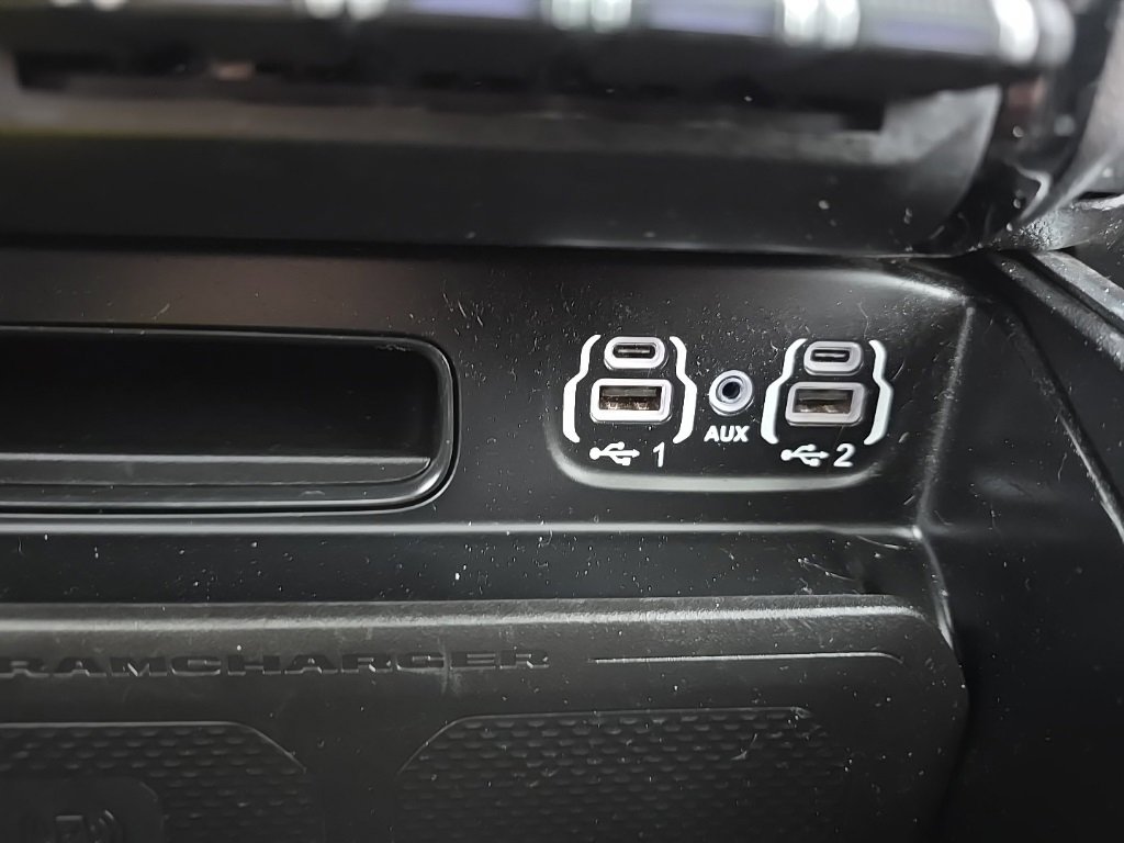 Used 2024 RAM 2500 Laramie w/ Night Edition image 30