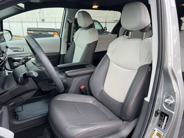 Used 2024 Toyota Sienna XSE image 14