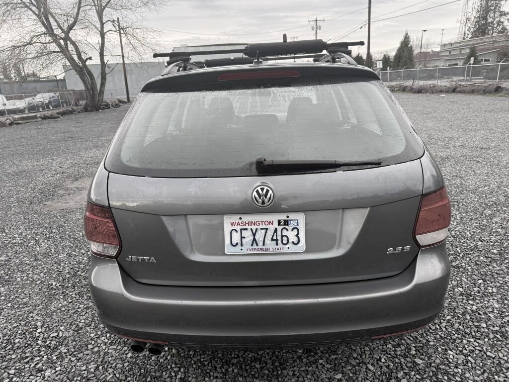 Used 2011 Volkswagen Jetta S FWD image 4