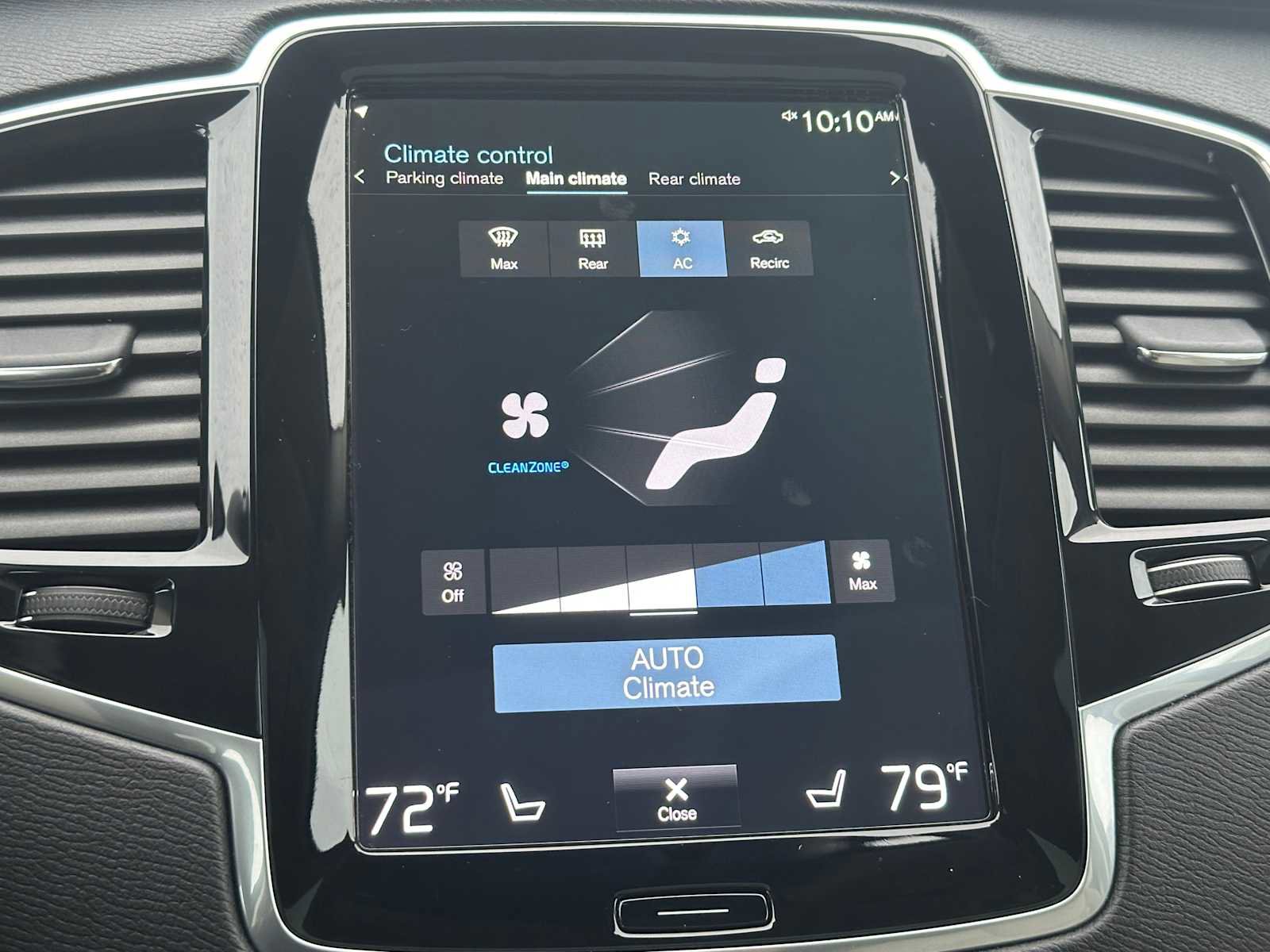 Certified 2022 Volvo XC90 T6 Momentum w/ Advanced Package image 29