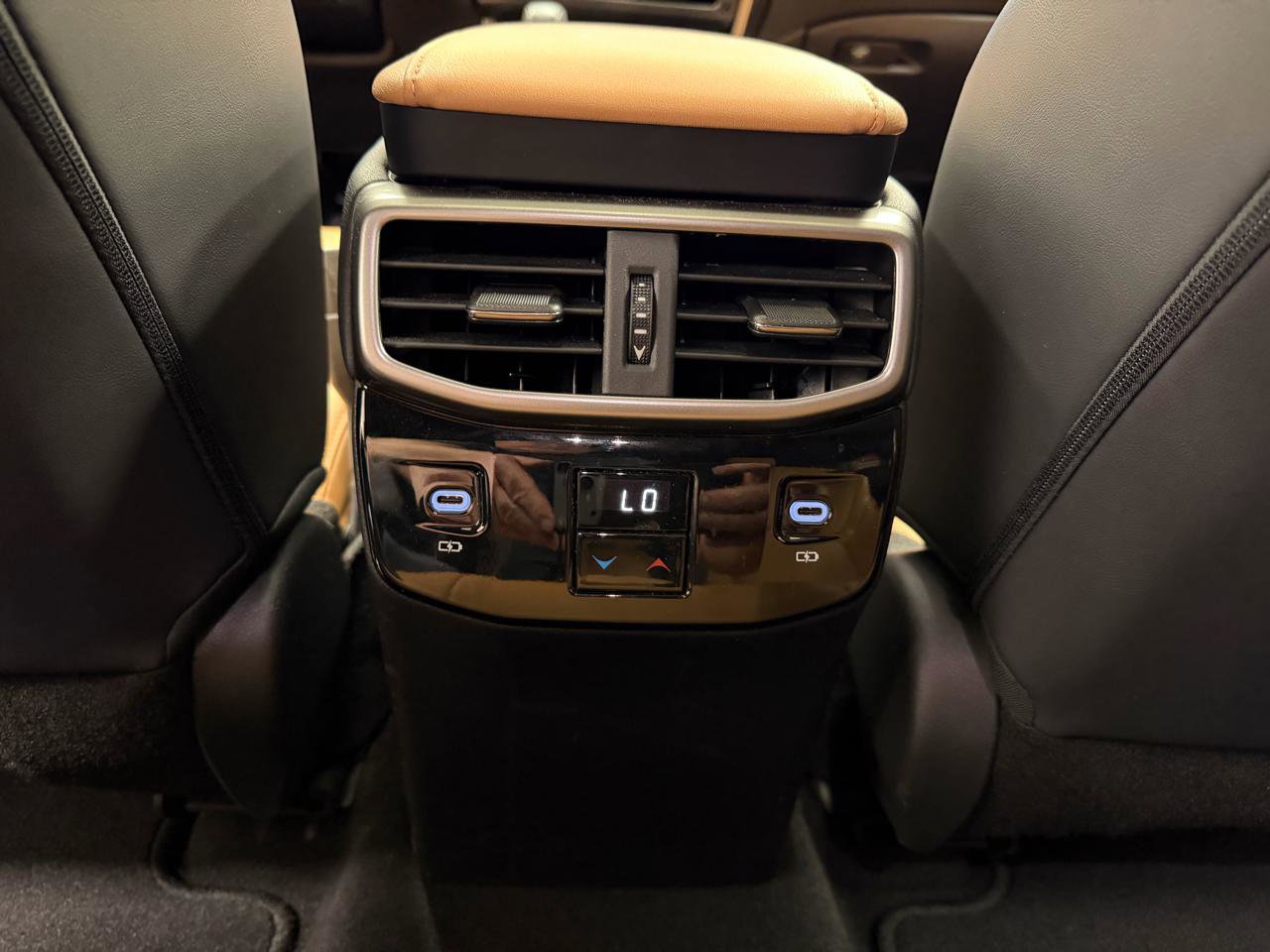 Used 2025 Lexus RX 350 Premium Plus w/ Convenience Package image 32