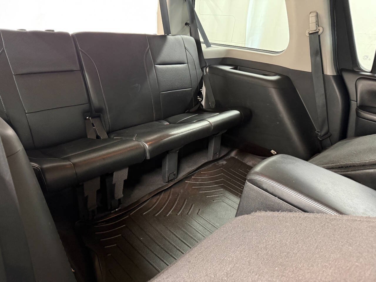 Used 2014 Nissan Armada Platinum w/ 2nd Row Captain Seat Package AWD/4WD image 11
