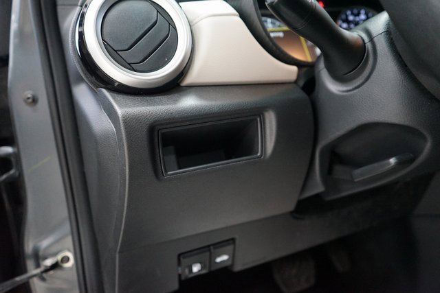 Used 2021 Nissan Versa SV image 24