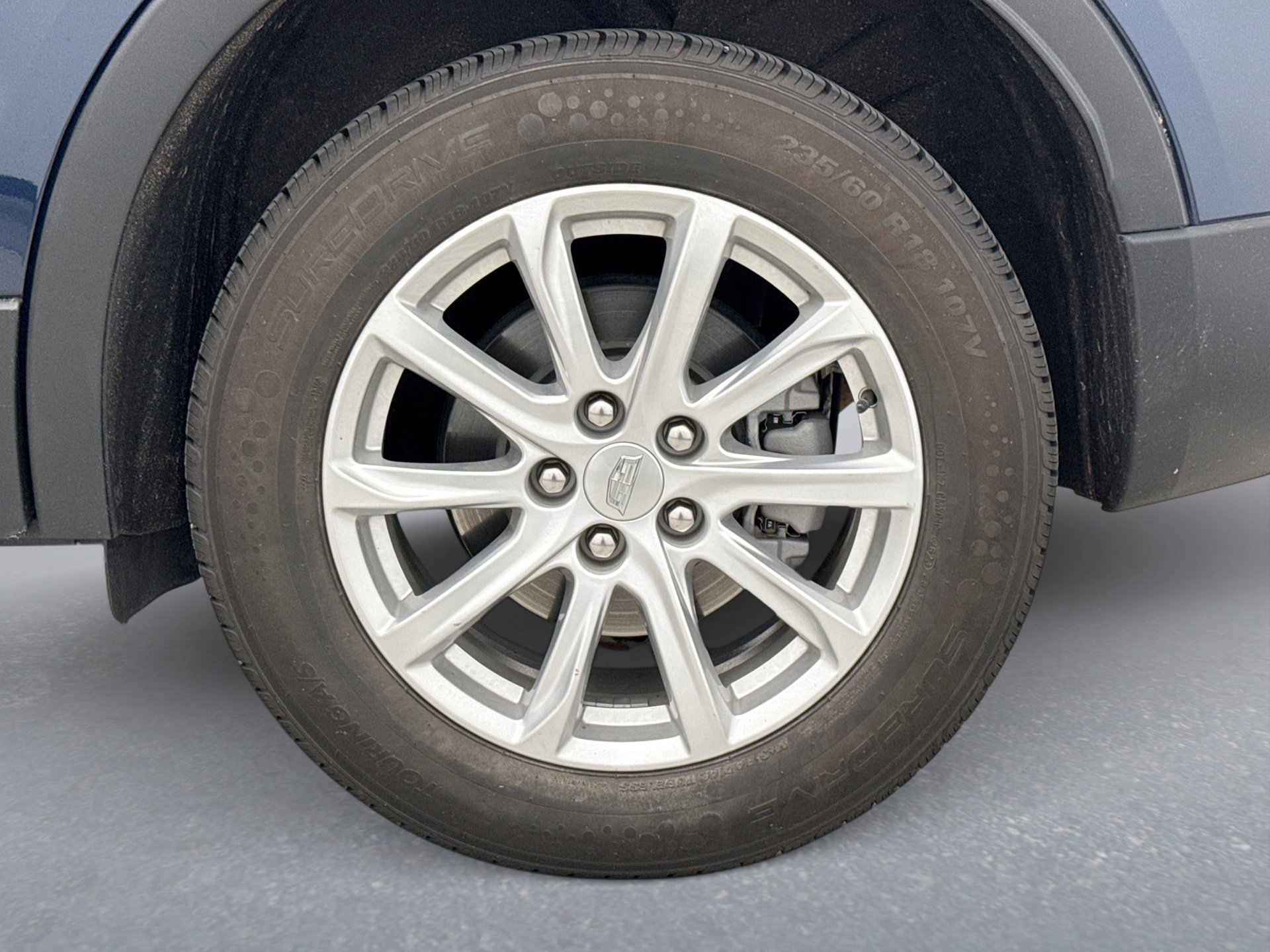 Used 2021 Cadillac XT4 Luxury w/ Cold Weather Package AWD/4WD image 12