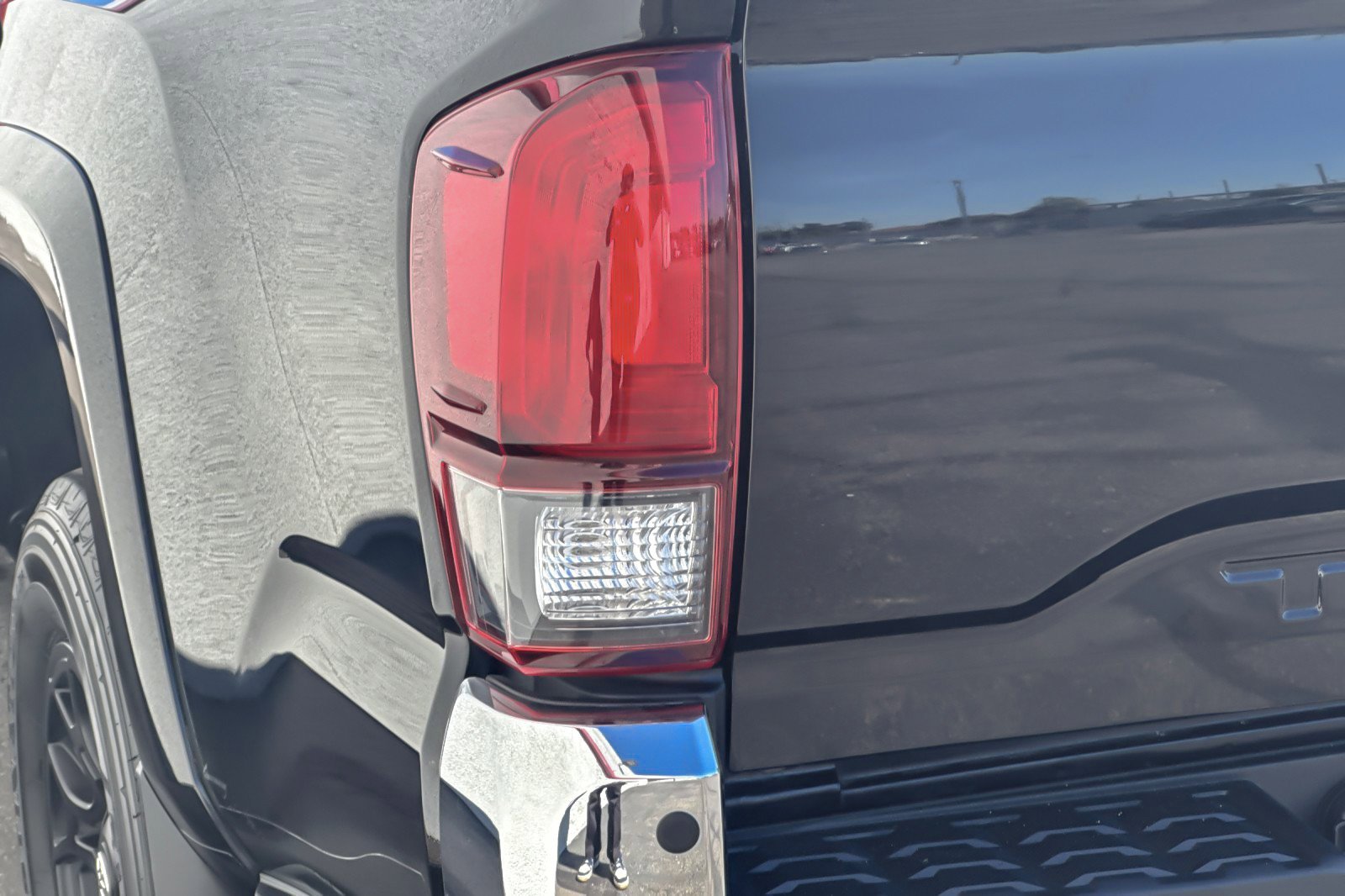 Used 2022 Toyota Tacoma SR5 image 25