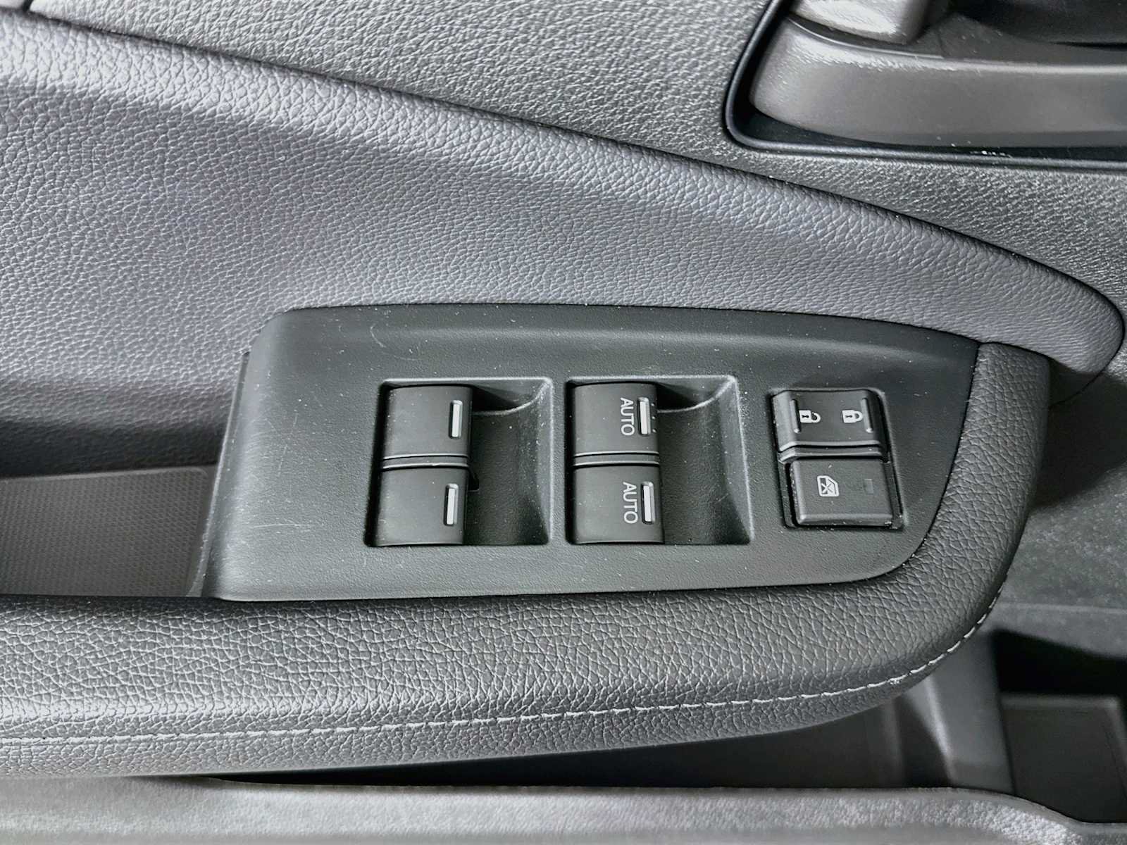 Used 2023 Honda Passport EX-L image 23