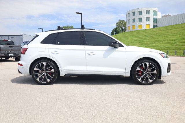 Used 2023 Audi SQ5 Prestige AWD/4WD image 4