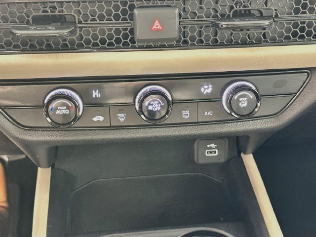Used 2024 Honda HR-V LX image 13