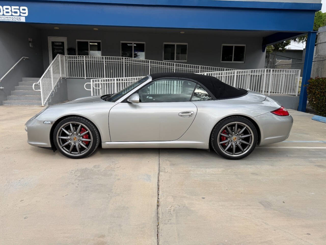 Used 2009 Porsche 911 Carrera S image 4