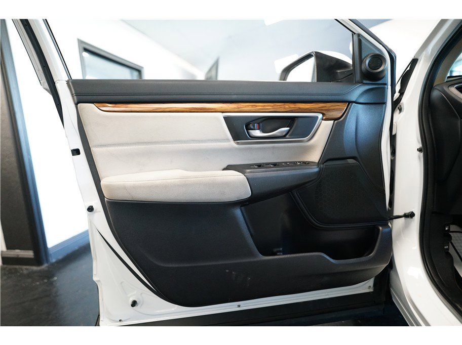 Used 2019 Honda CR-V EX image 16