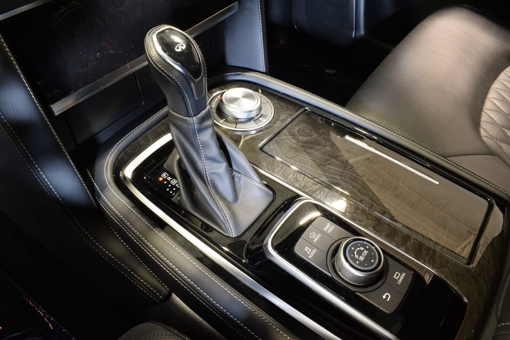 Certified 2024 INFINITI QX80 Sensory AWD/4WD image 25