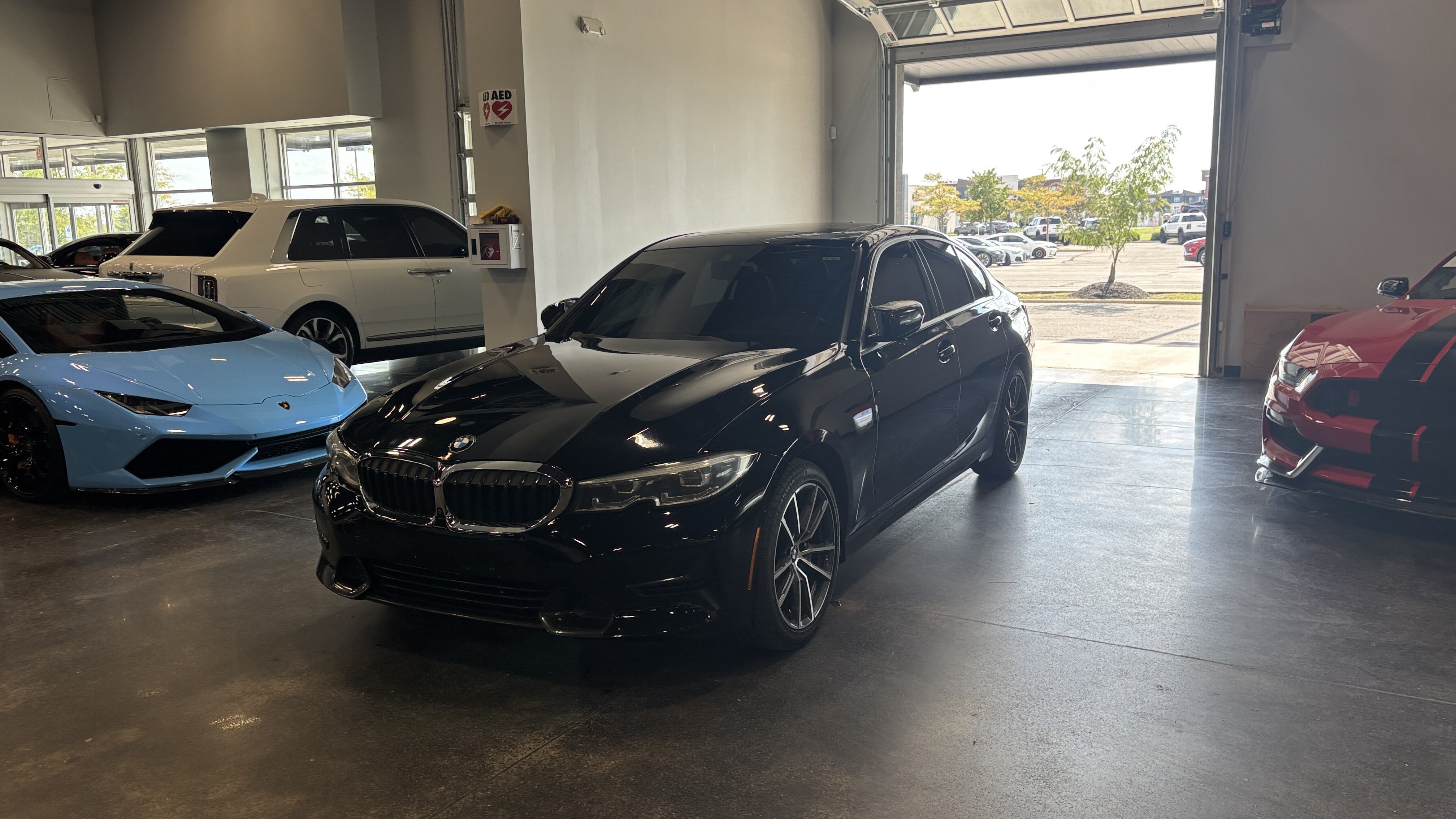 Used 2021 BMW 330i xDrive Sedan w/ Premium Package AWD/4WD image 3