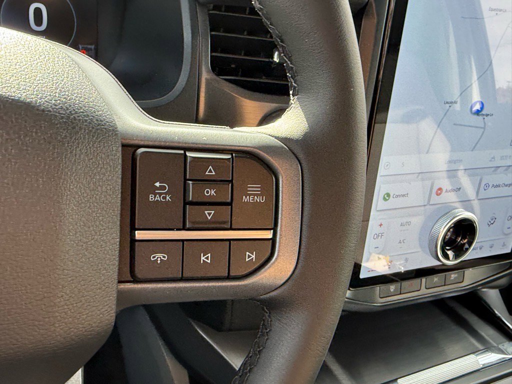 Used 2025 Ford F150 Lightning Flash image 10