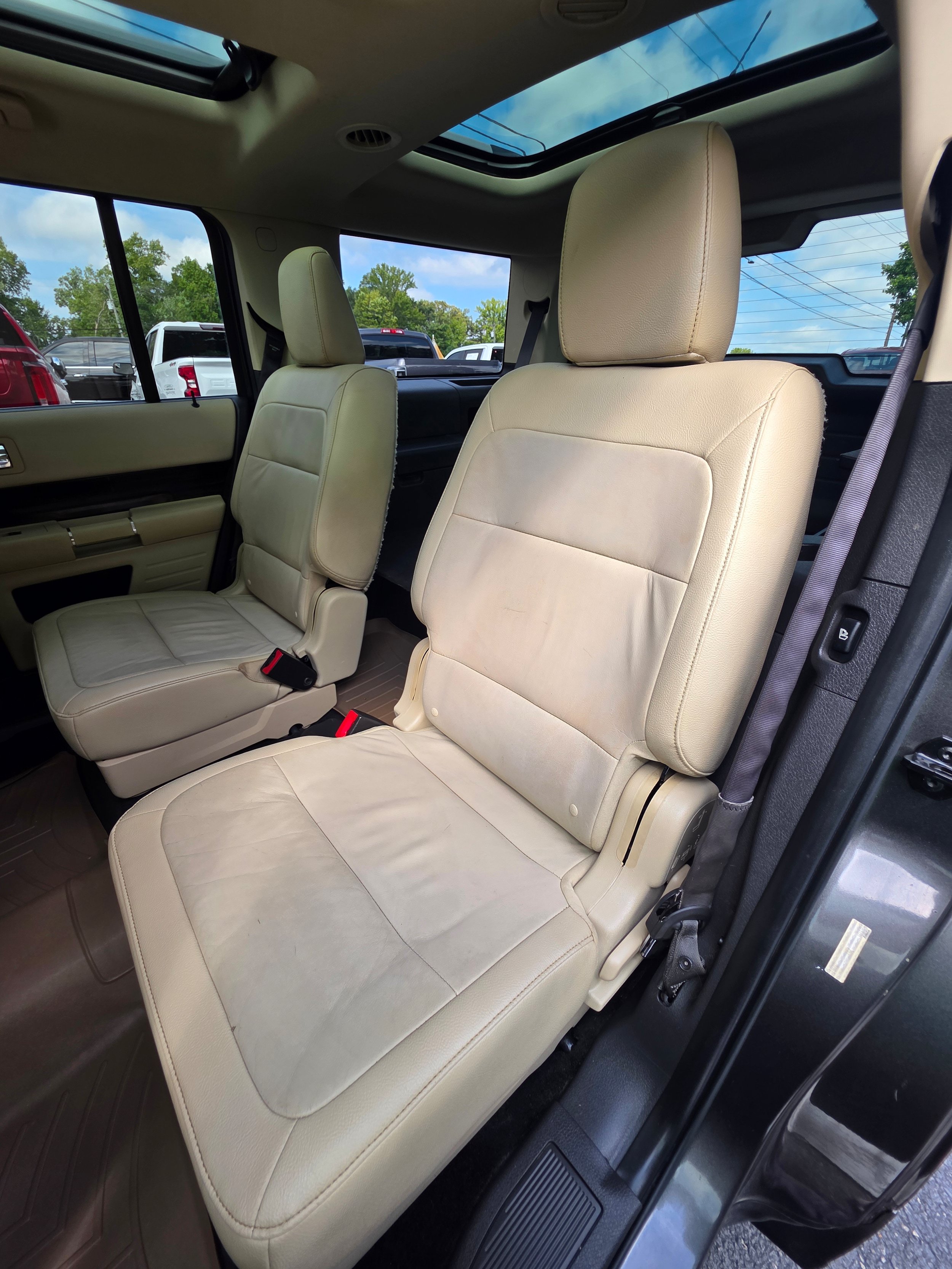 Used 2017 Ford Flex SEL w/ Equipment Group 202A FWD image 20