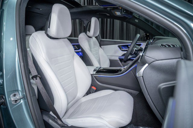 Certified 2026 Mercedes-Benz GLC 300 4MATIC image 14