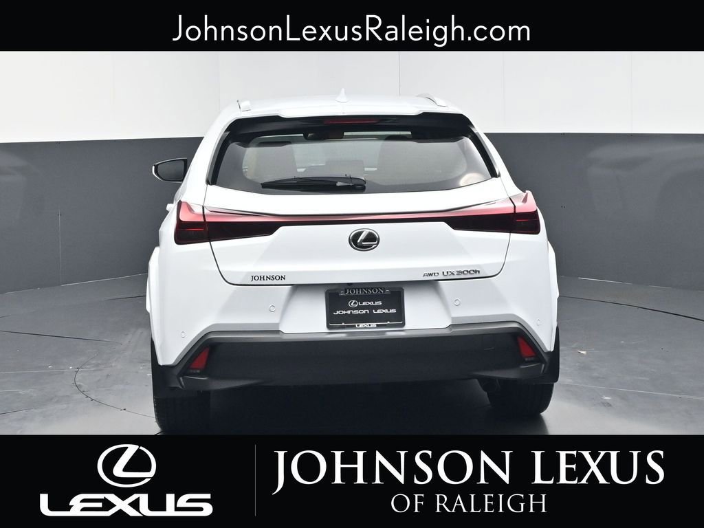 New 2026 Lexus UX 300h AWD image 8