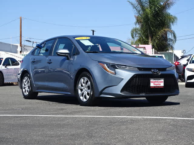 Used 2021 Toyota Corolla LE FWD image 1