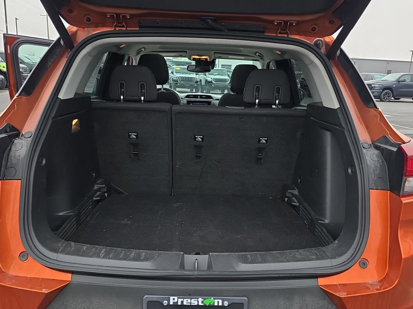 Used 2022 Chevrolet TrailBlazer LT w/ Sun and Liftgate Package AWD/4WD image 37