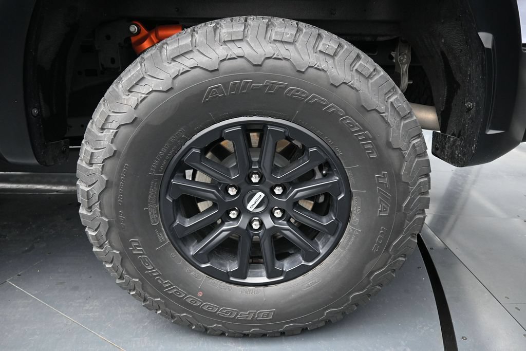 Used 2025 Ford F150 Raptor AWD/4WD image 13