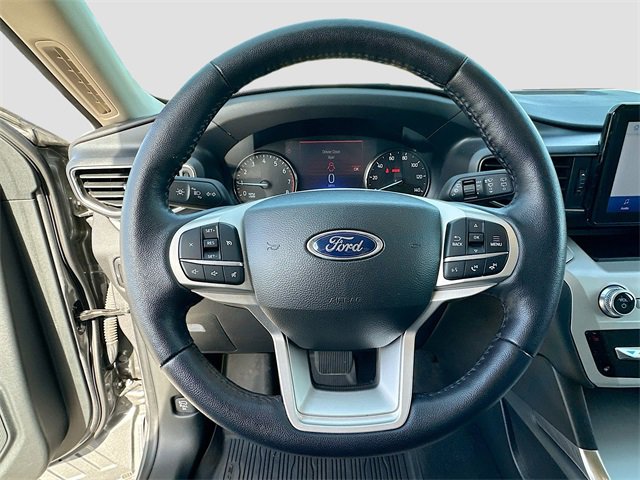 Used 2023 Ford Explorer XLT w/ Equipment Group 202A image 11