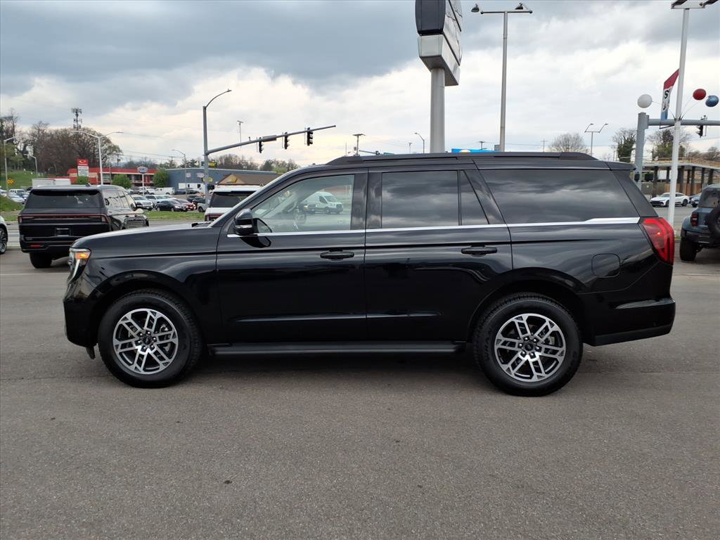 Certified 2025 Ford Expedition Active video 2