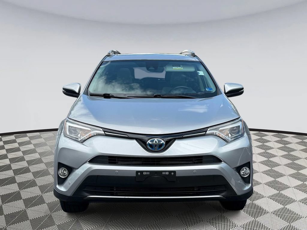 Used 2017 Toyota RAV4 Limited AWD/4WD image 6