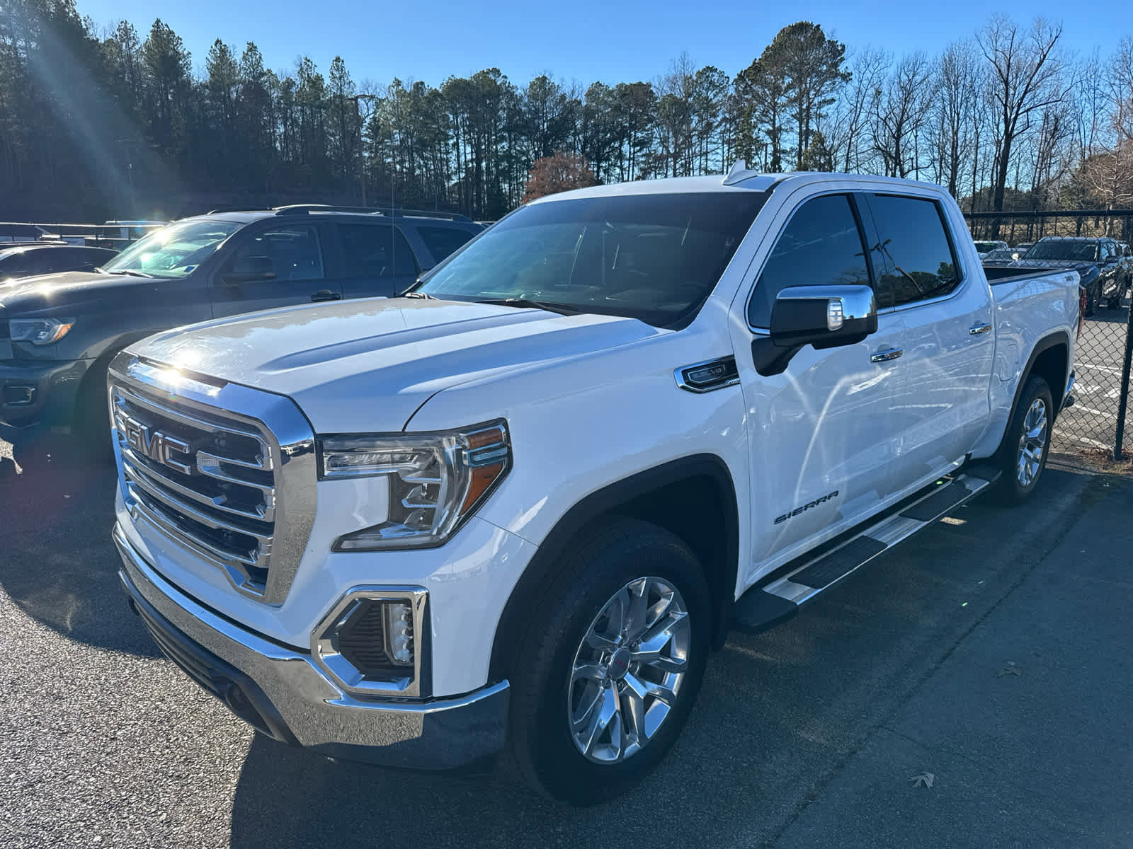 Used 2020 GMC Sierra 1500 SLT w/ SLT Premium Package image 5