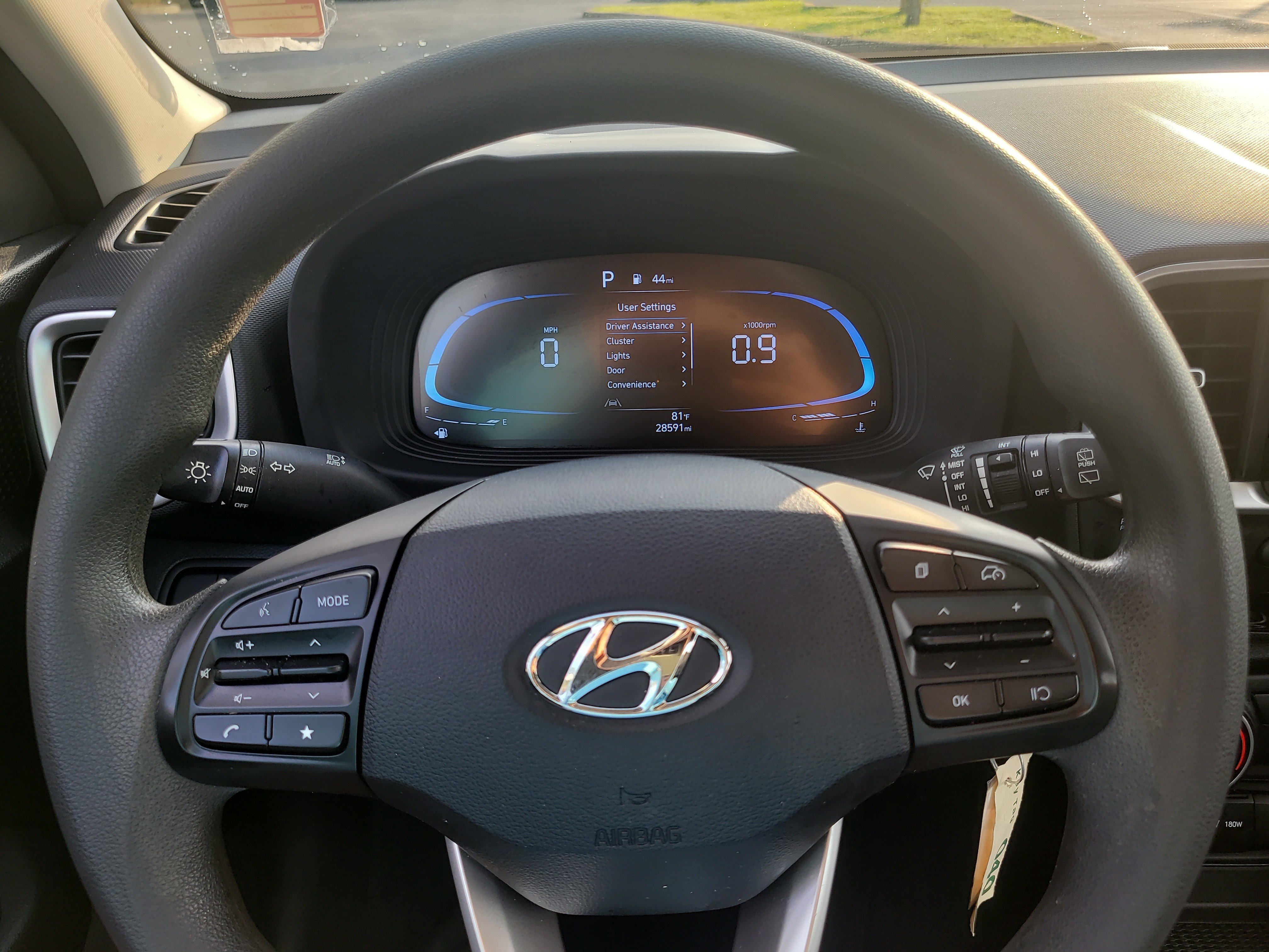 Used 2025 Hyundai Venue SE FWD image 26