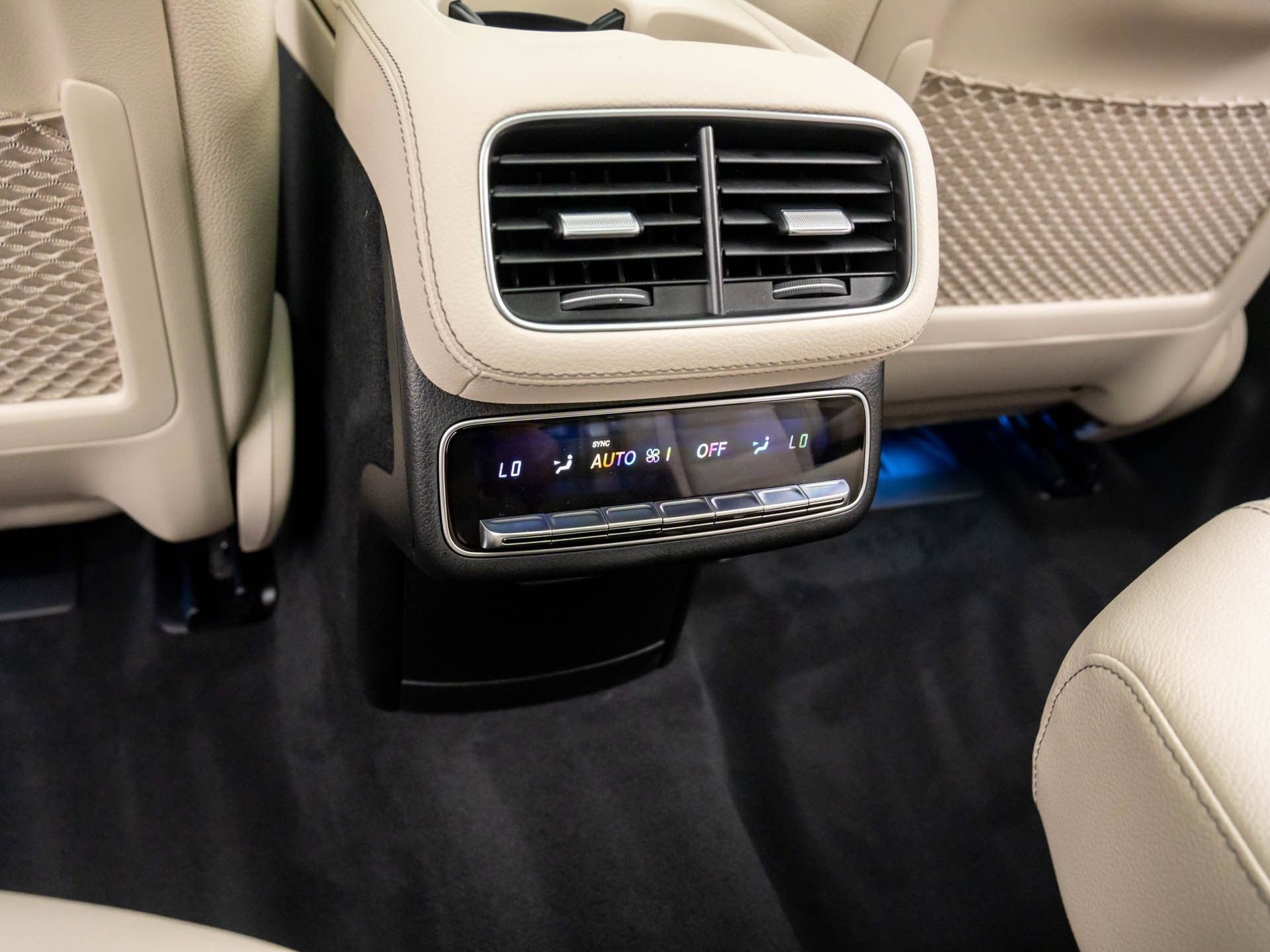 New 2026 Mercedes-Benz GLS 580 4MATIC image 22