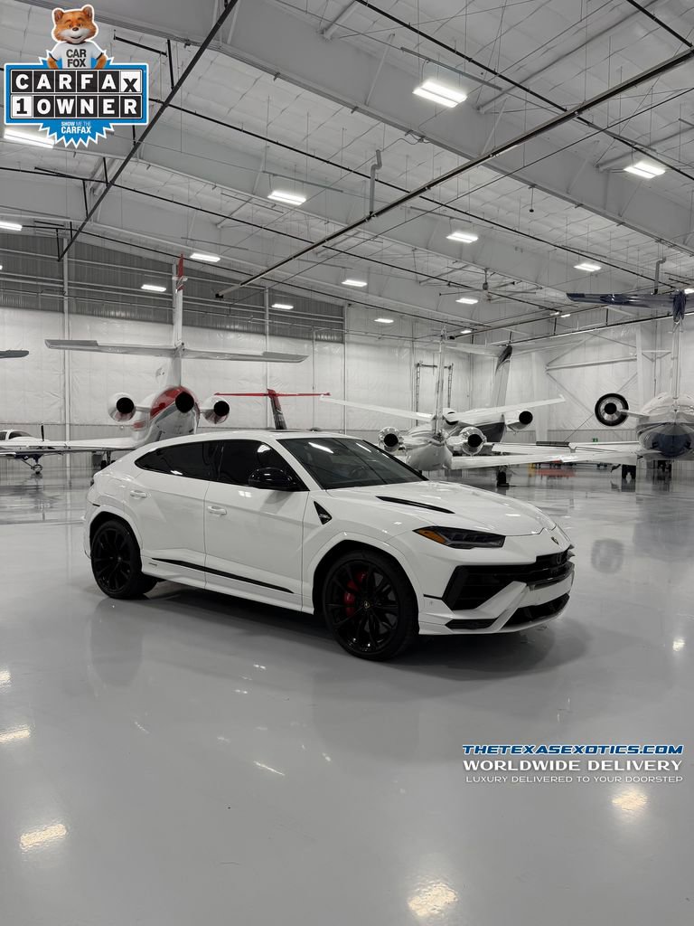 Used 2024 Lamborghini Urus S AWD/4WD image 1